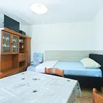 Apartman Karolina 517 Póla