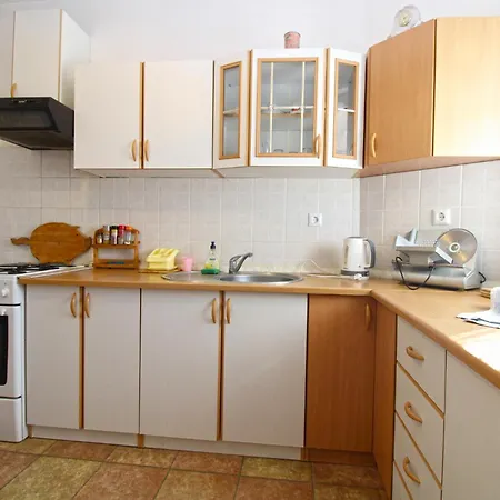 Apartment Karolina 517 *