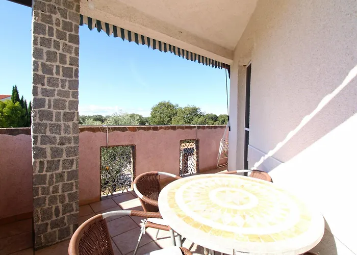 Apartment Karolina 517 *